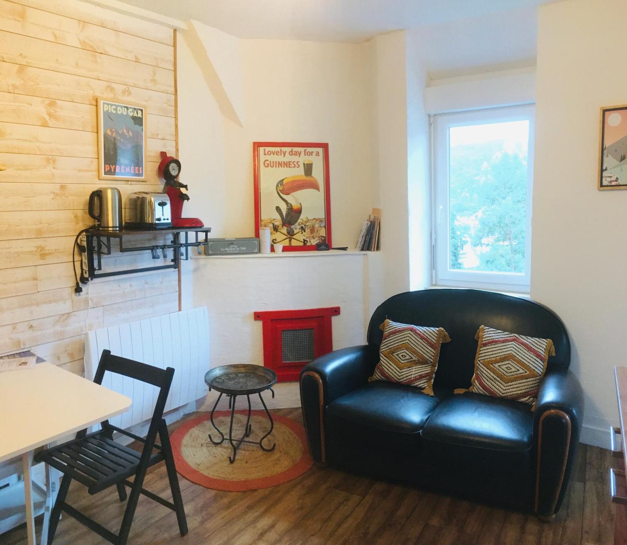 La Auarje: Appartement Avec Jardin & Terrasse Cierp Dış mekan fotoğraf